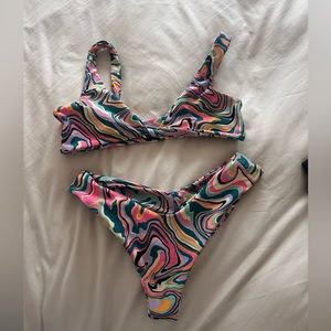 Skatie swim size Small top and bottom